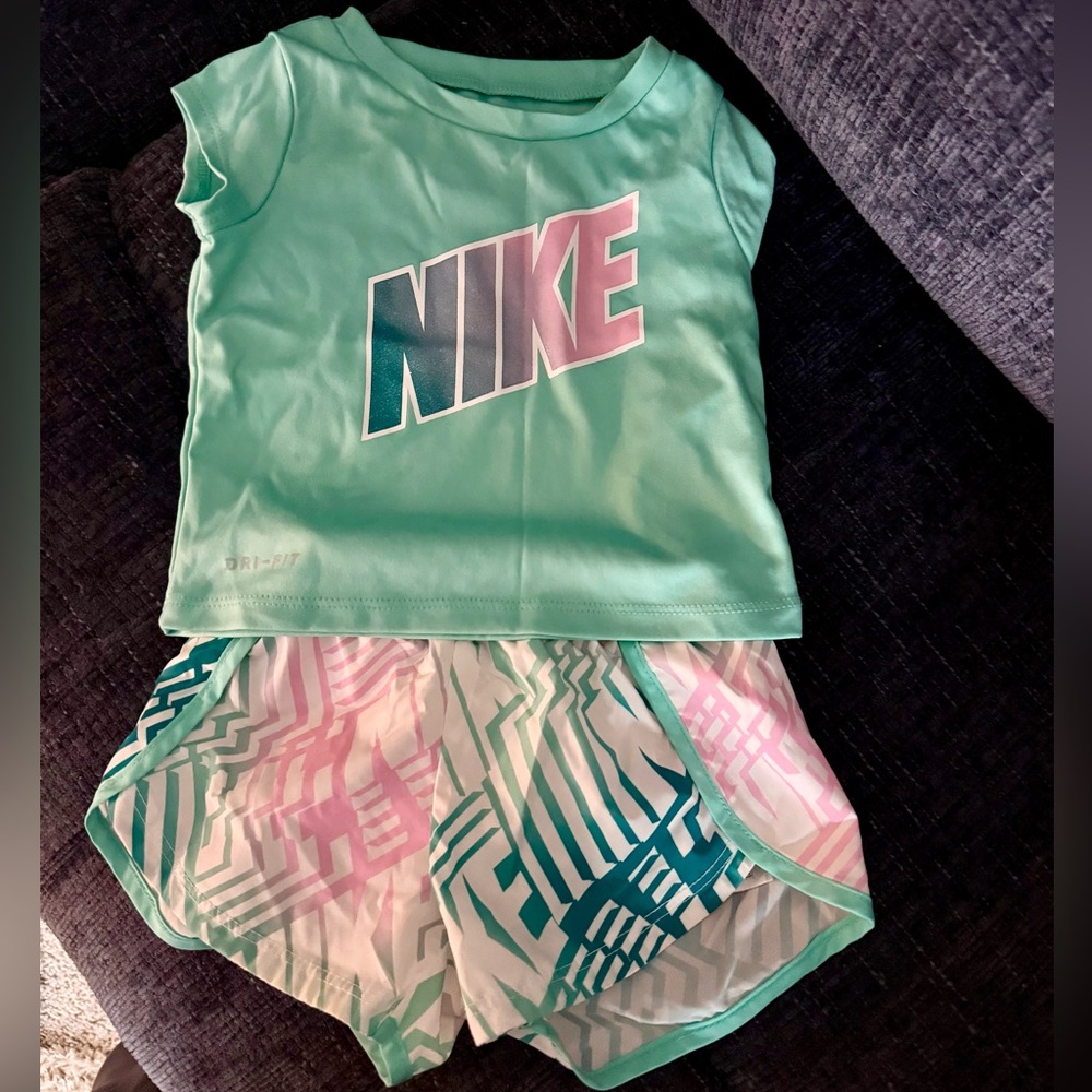 Nike Teal Dri-FIT Apparel
